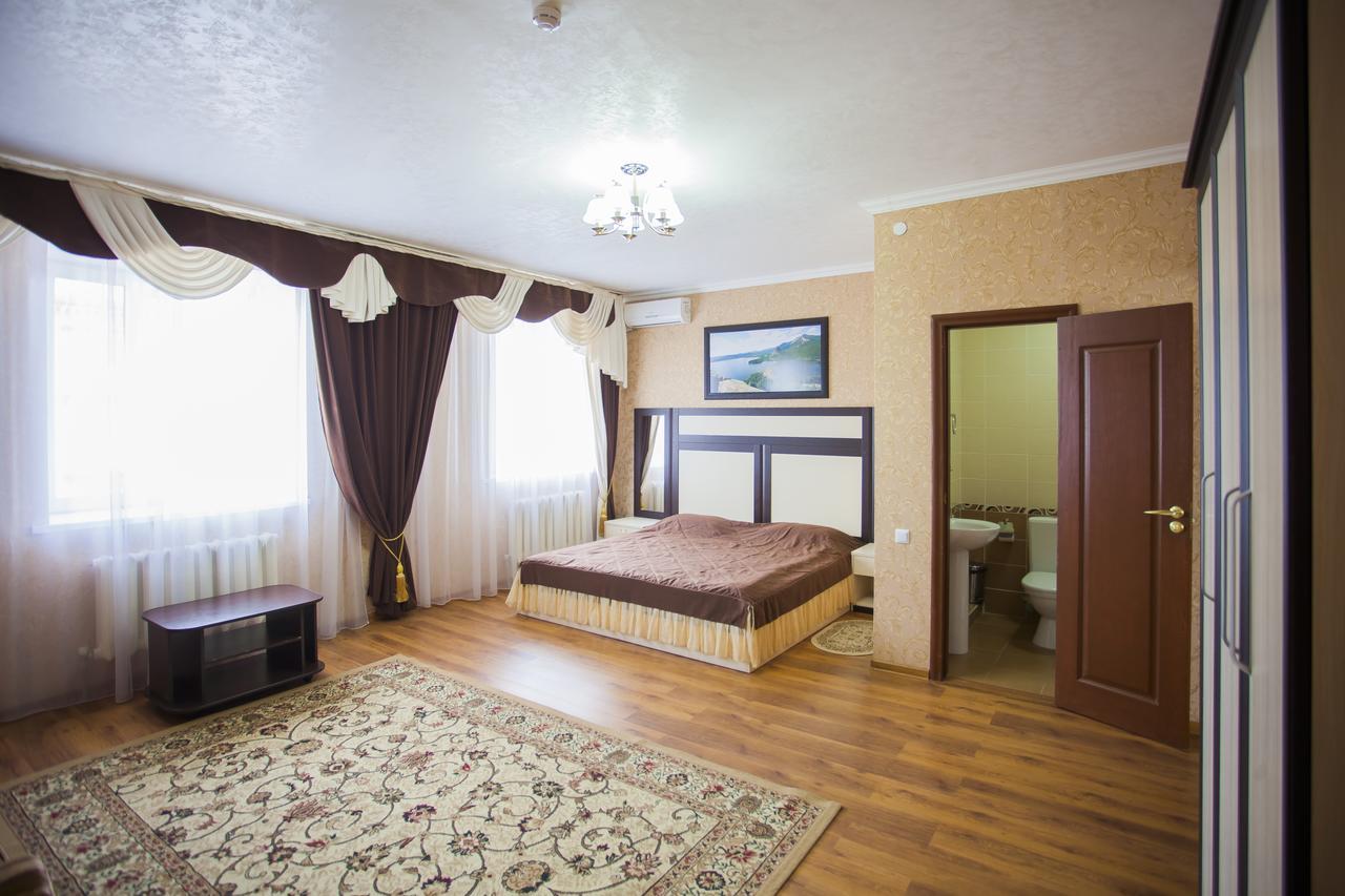 Jumbaktas Borovoe Hotel Exterior photo